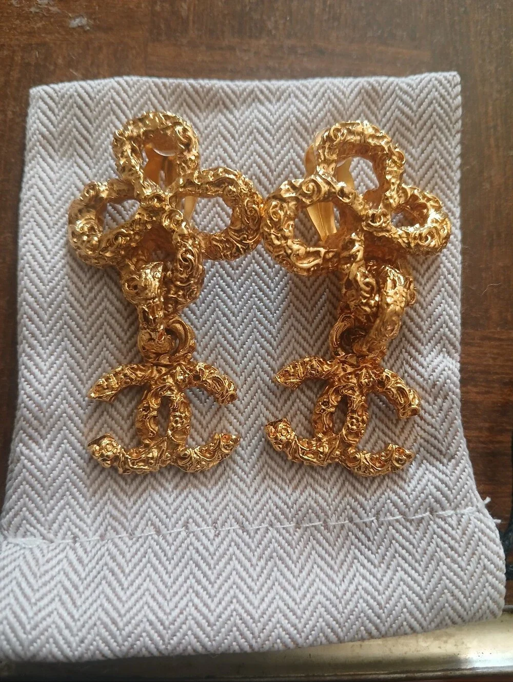 CHANEL Gold Textured CC Drop Earrings